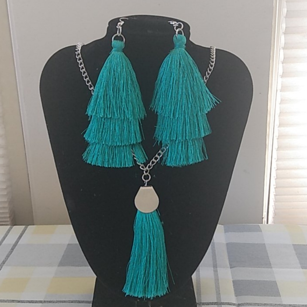 Green and Silver Necklace and Earrings set